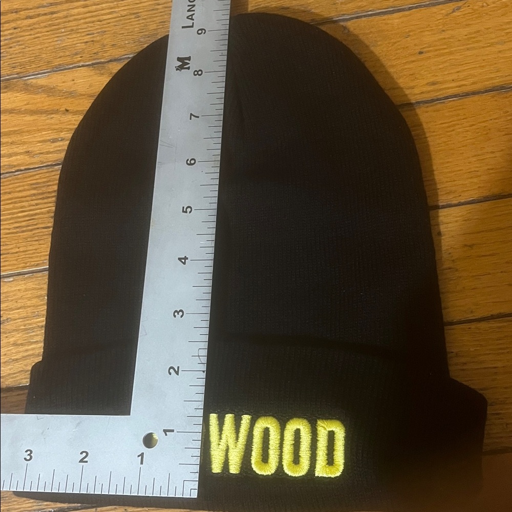 Redwood Broadway Beanie 2025 NEW Idina Menzel from Opening Night - Picture 5 of 8